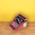 Retro kırmızı daktilo müzik kutusu masaüstü dekor ve hediye